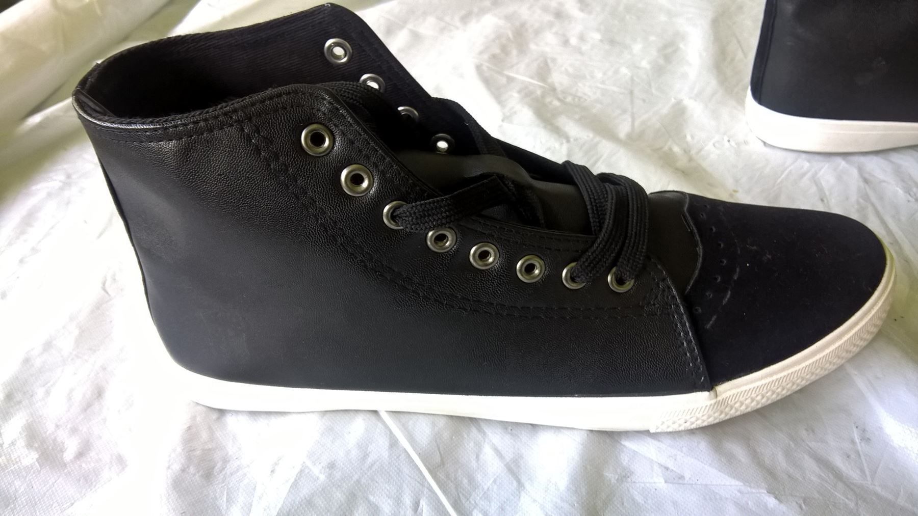 Scarpe da uomo: Schuhe Stivaletten Farbe Schwarz – Nuovo e nell'imballaggio originale da Arisdorf venduto da comestibles 1