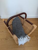 Vintage Rattan Korb / Zeitungsständer