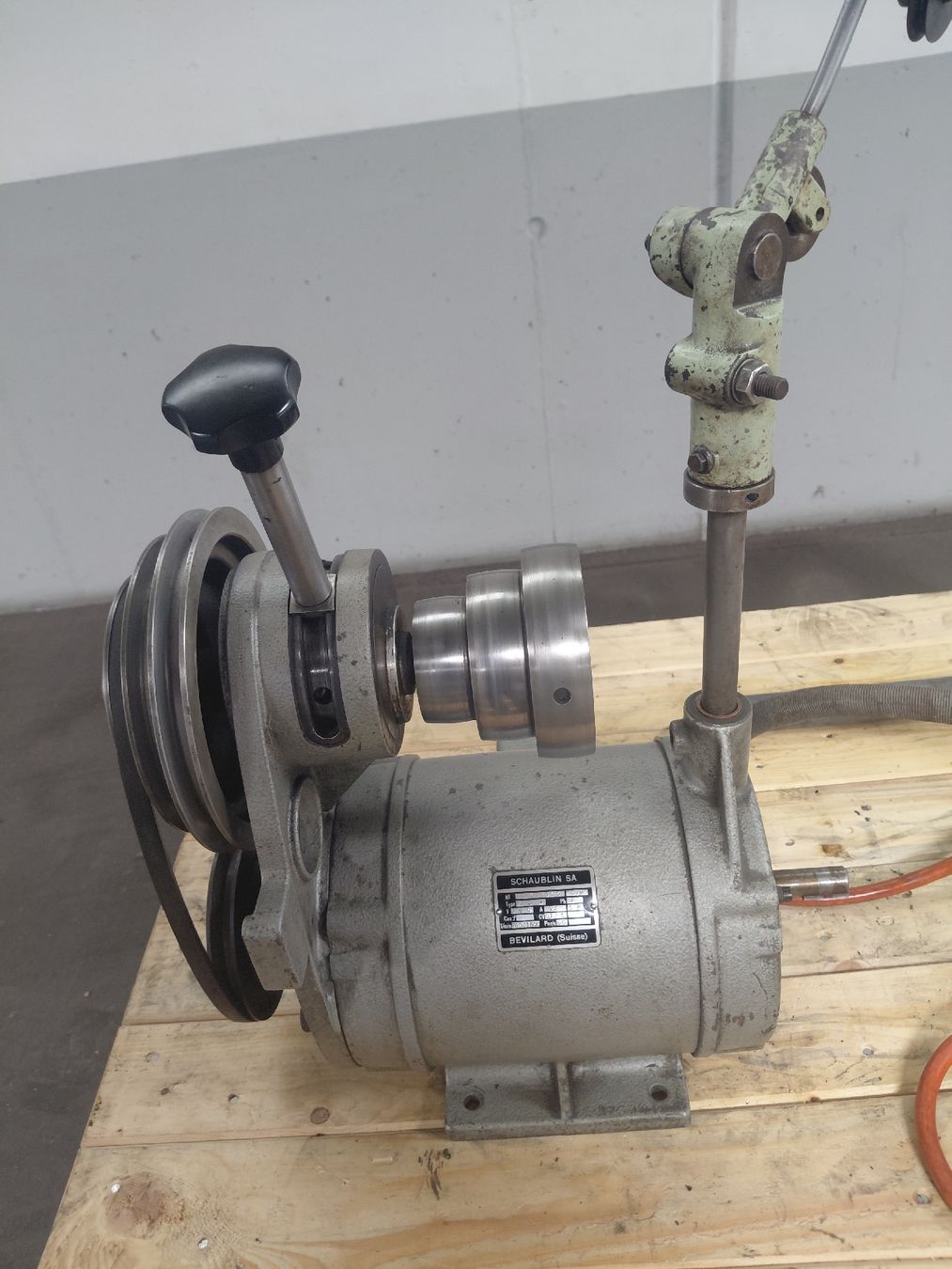 Schaublin Altro per industria metallurgica: Schaublin 102 2 Gang Antriebsmotor – Usato da Schüpfen venduto da Marathon013 4