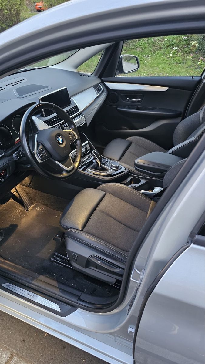 BMW Automobili: BMW 218d xDrive Gran Tourer Steptronic – Usato da Dietikon venduto da vet_2g2v 8