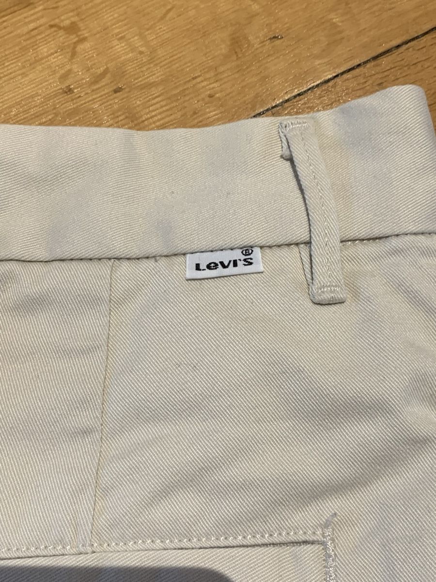 Levi's Pantaloni: Short beige Levis – Nuovo (secondo la descrizione) da Basel venduto da cla_f5hs 3