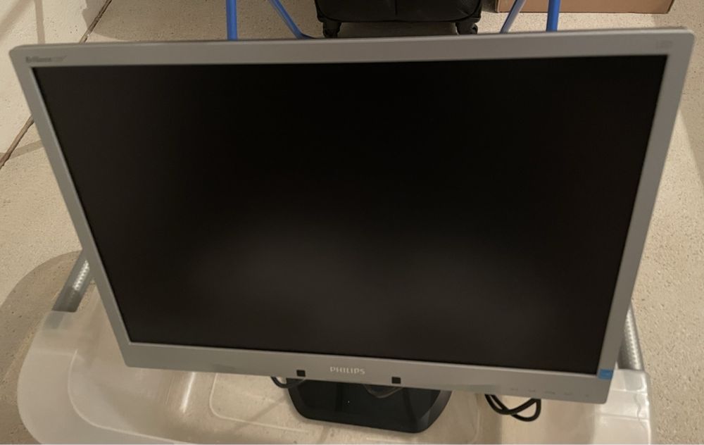 PHILIPS Monitor | Kaufen auf Ricardo