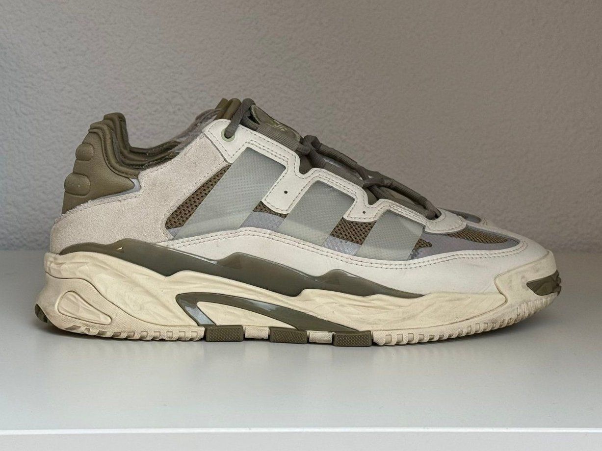 Adidas Scarpe da uomo: adidas Niteball Off White Olive gr 43 – Usato da Muhen venduto da mauyo 3