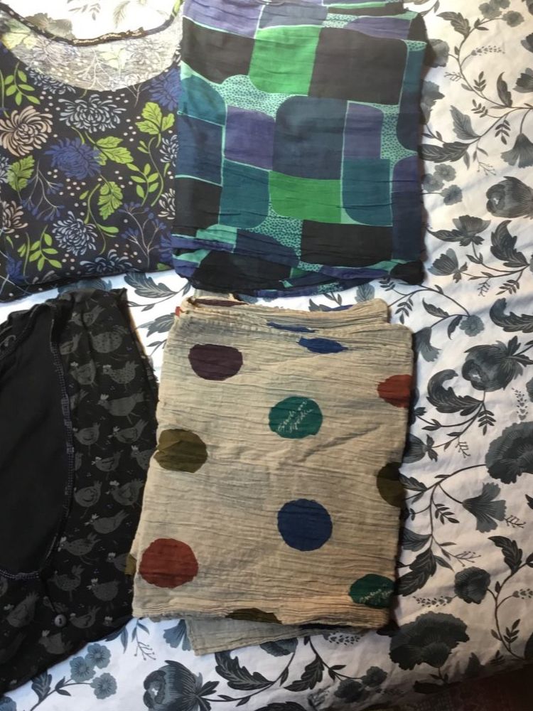 Gudrun Sjöden Lots de vêtements: 3 Shirts/ 2 neue Schale – D'occasion à Zürich par marmely 2