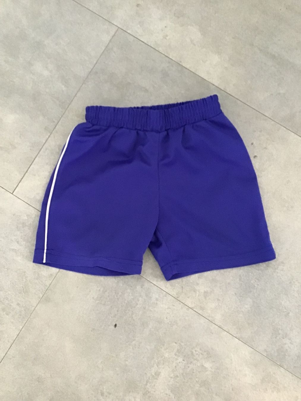 Pantalons: Kurze Hosen "PZ" Gr. 92... – D'occasion à Uetendorf par Koh0