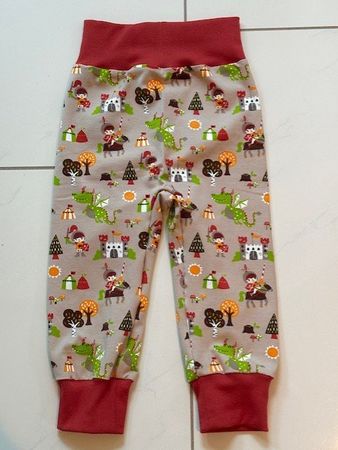 Pumphose Mitwachshose mit Ritter, Drachen Gr. 86/92 Neu