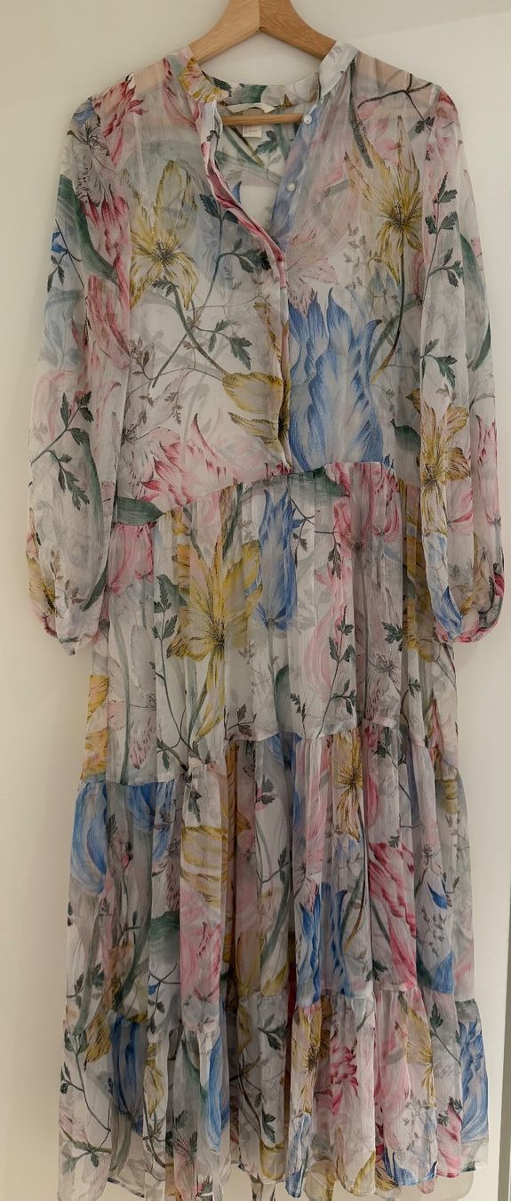 H&M Kleider: H&M Kleid – Gebraucht aus Uzwil von Nina21220