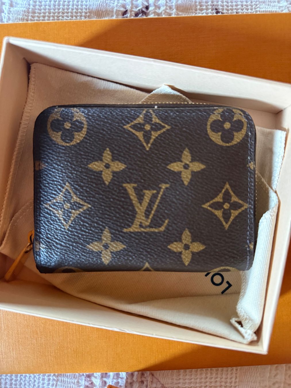Louis Vuitton Portafogli: Louis Vuitton Portmonnaie – Usato da Oberdorf SO venduto da mhz_7ss9 1