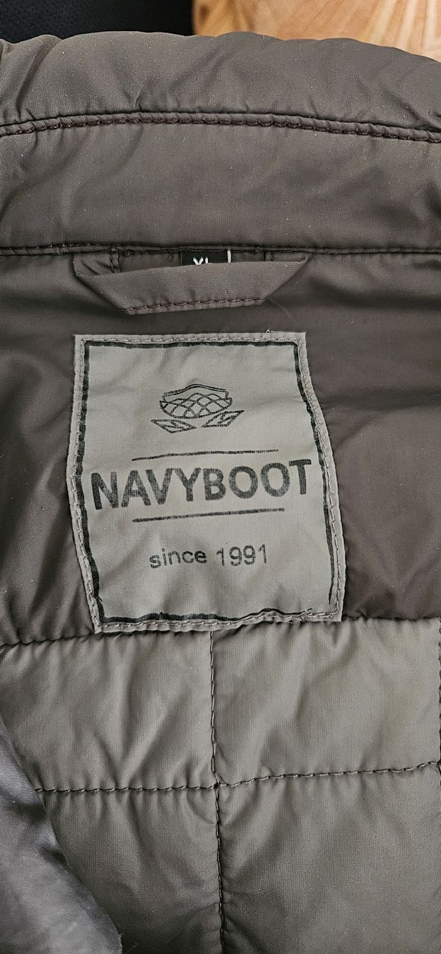 Navyboot Jacken: Veste matelassée Navyboot – Gebraucht aus Wettingen von Italia63 1