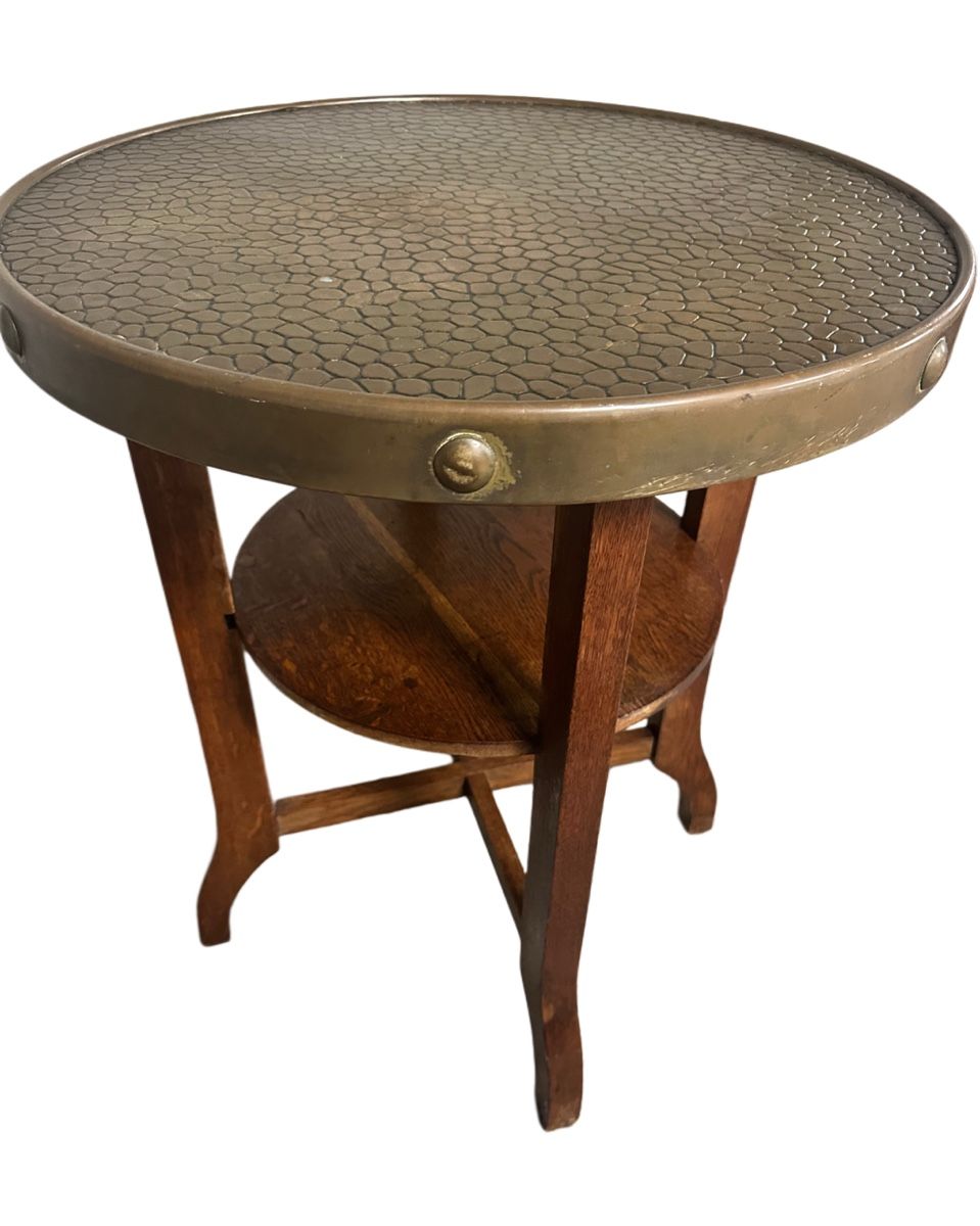 Tavoli: Vintage Side Table - Solid Wood & Metal Top - Unique! – Usato da Villmergen venduto da JacRon