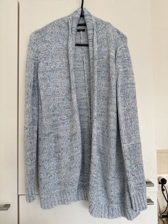 Gemütlicher Strick Cardigan Grösse S- perfekt für den Her