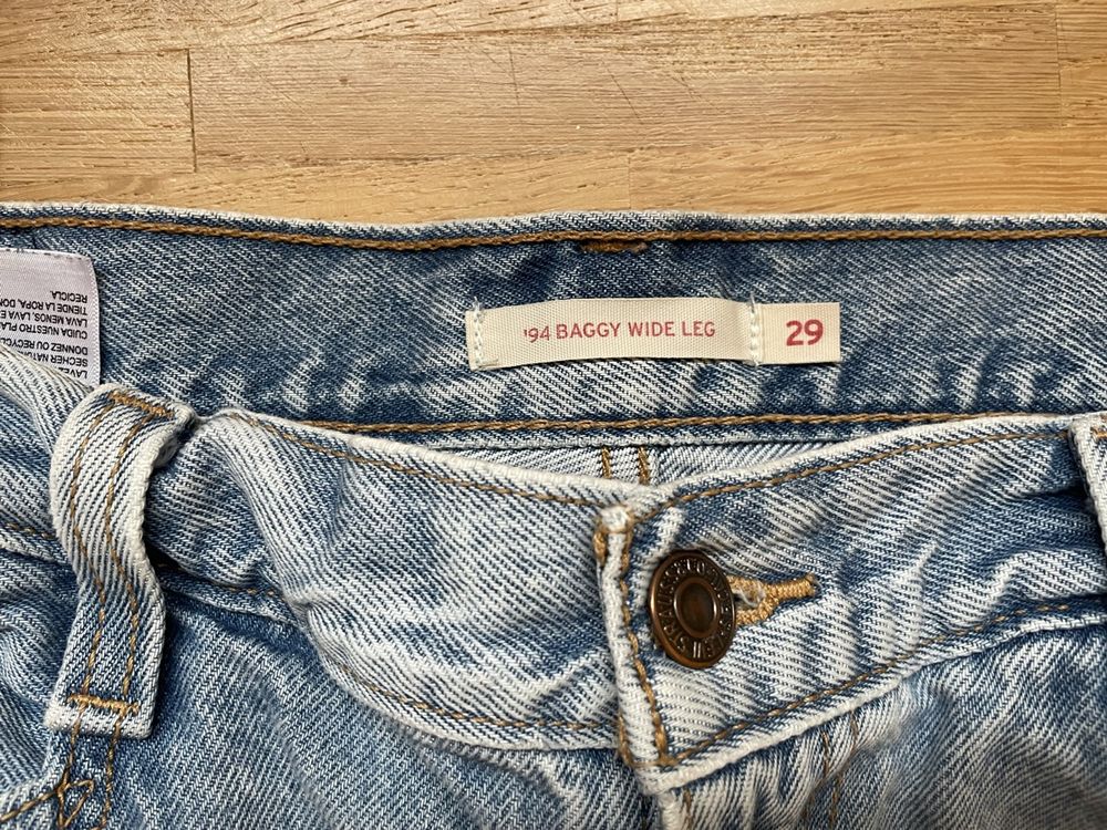 Levis 1994 Baggy Wide Leg Jeans Size 29 Light Wash (Gebraucht) in