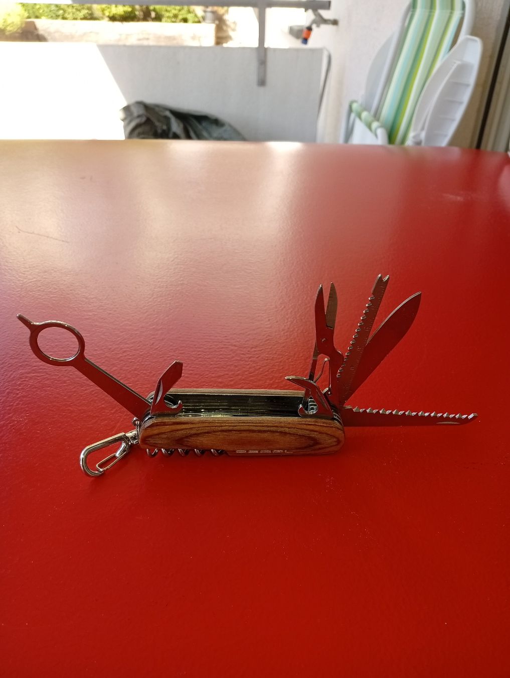 Coltelli tascabile: Taschenmesser mit Holzgriff, neuwertig! – Usato da Engelburg venduto da CH.Me 2
