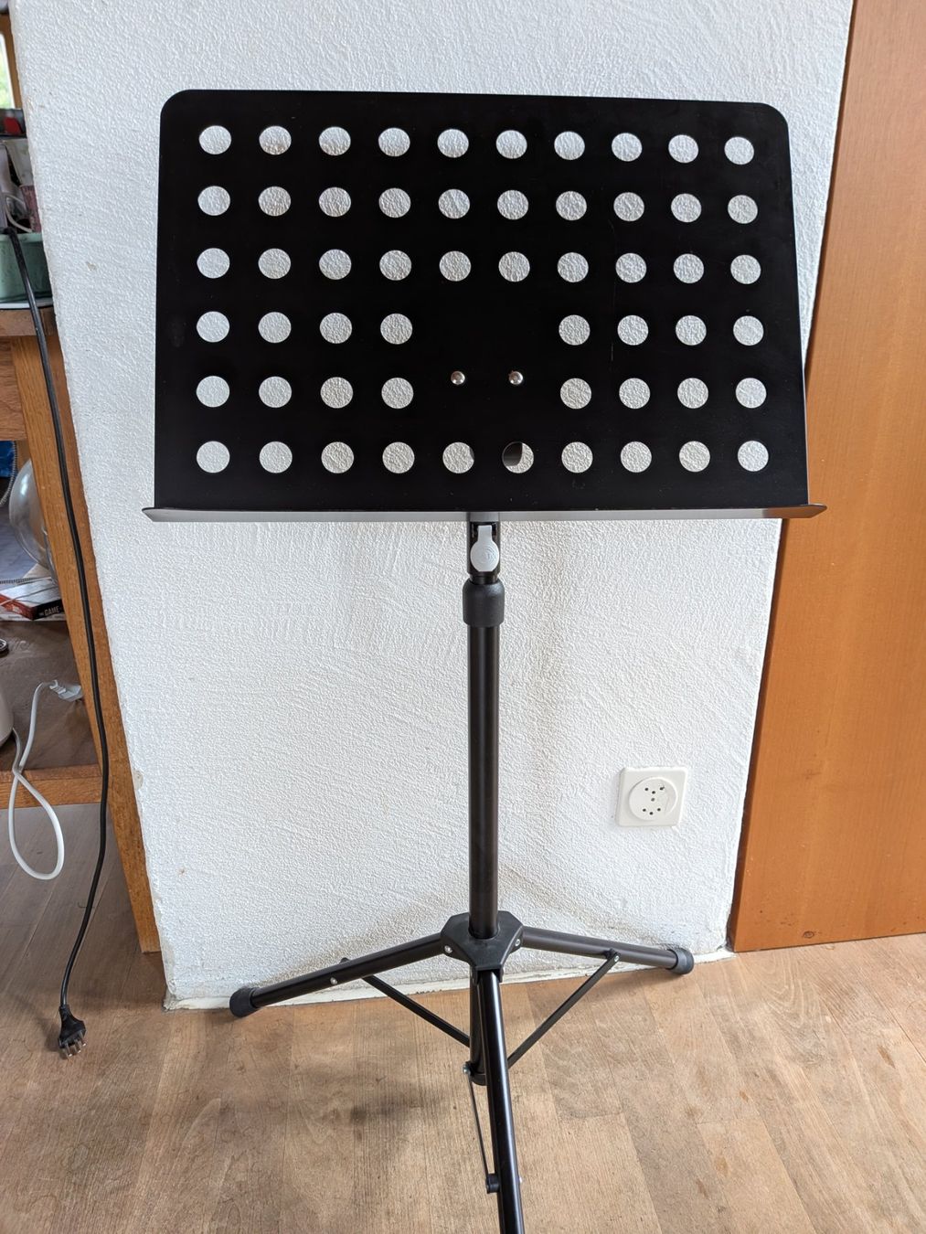 König & Meyer Supporti per strumenti musicali & leggii: K&M Orchesternotenständer schwarz – Usato da Tann venduto da modmg