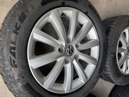 Original VW Touareg Winterkompletträder 18 Zoll – neuwertige