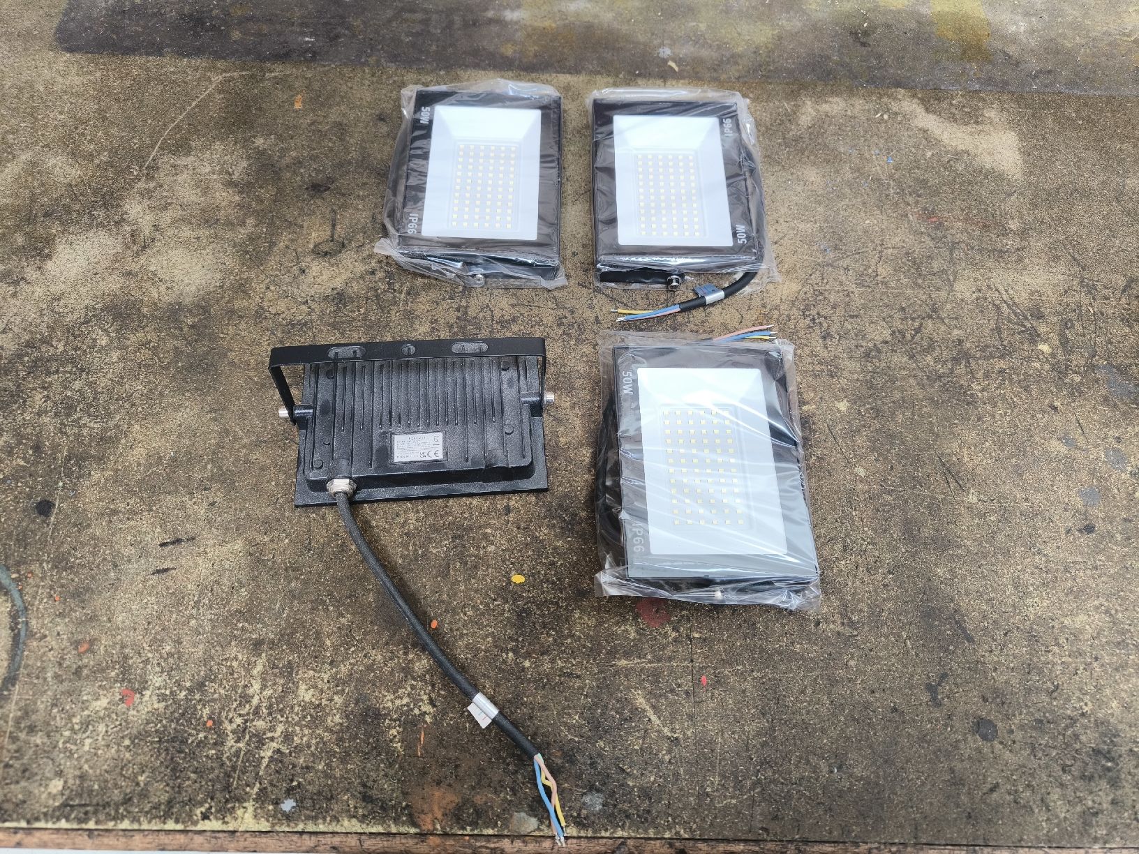 Lampade: 4x LED Strahler 50W IP66 Neu – Nuovo (secondo la descrizione) da Geiss venduto da Fiatagri_power 2