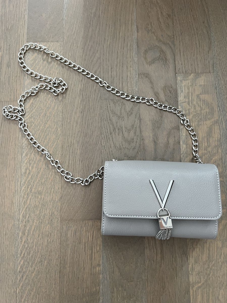 Taschen für Damen: Valentino Handtasche grau neu! – Neu und originalverpackt aus Kriens von Krienserin_T 1