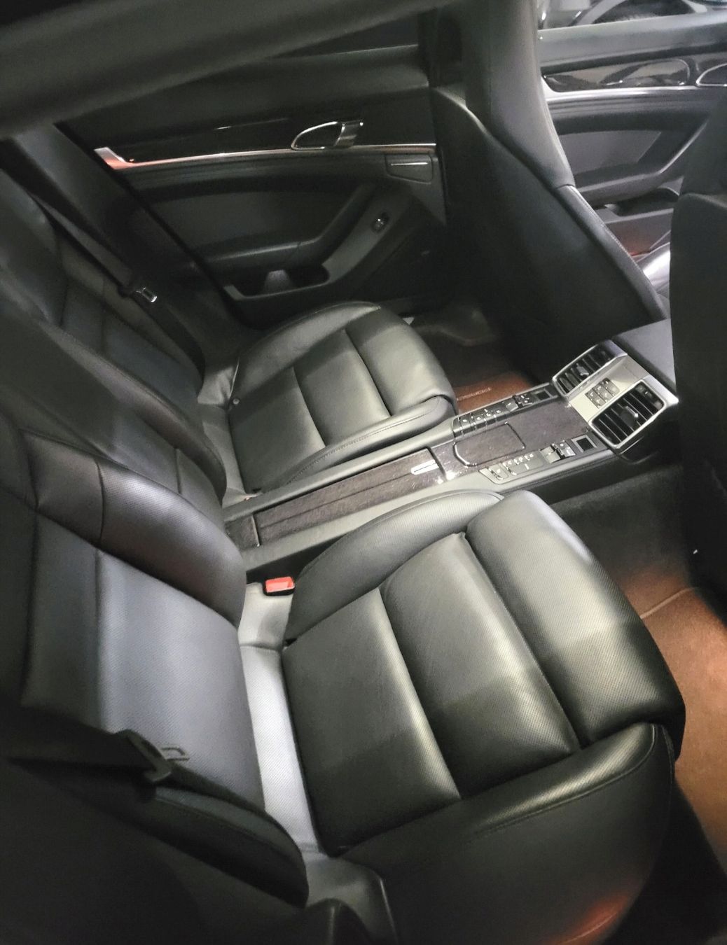 Porsche Autos: Porsche Panamera 4S  – D'occasion à Adliswil par Ducatisti77 2