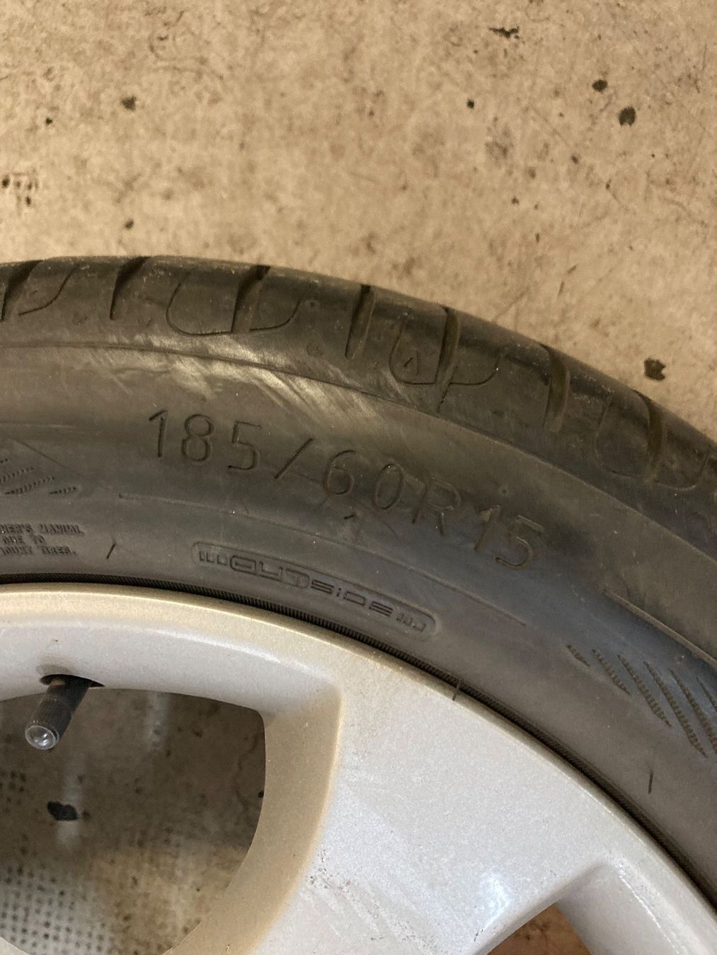 Suzuki Pneus & Roues: Suzuki Swift Sommerräder – D'occasion à Zullwil par Jeep-Toledo 1