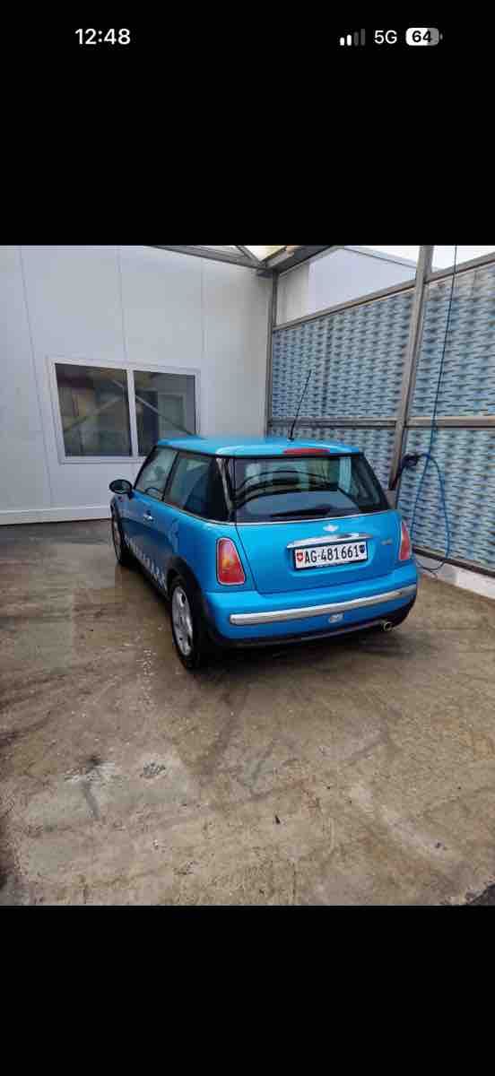 Mini Autos: Mini One Limousine – D'occasion à Fislisbach par mic_5rgz 2