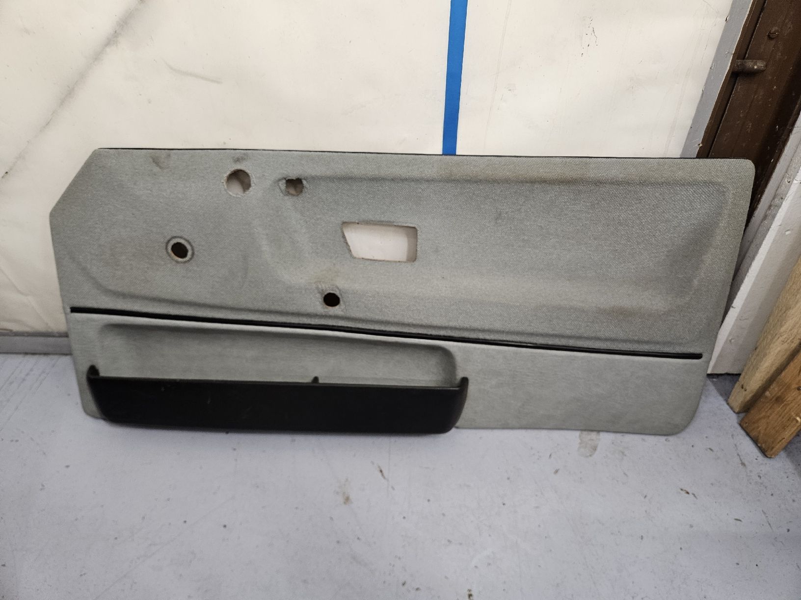 VW Toutes les pièces auto: VW Polo 86c Türverkleidung – D'occasion à Rupperswil par Goofy1.2