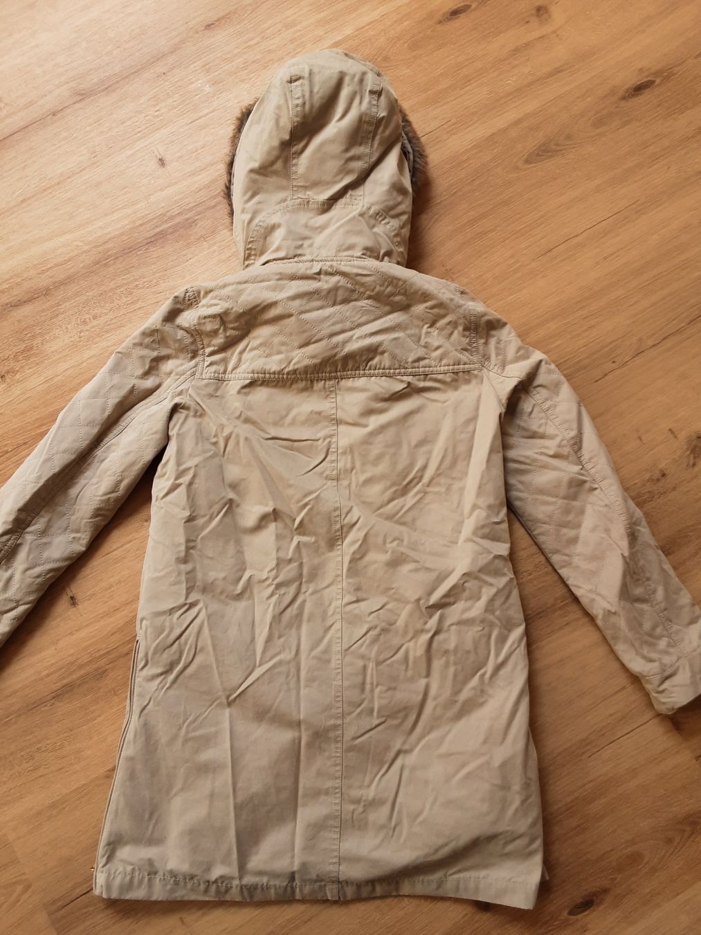 Zara Cappotti: Zara Basic Wintermantel mit Kapuze, Grösse XS Beige! – Usato da Altdorf UR venduto da Brandli 8