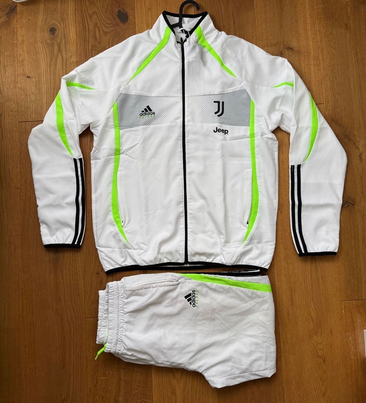 Lotti di vestiti: Juventus X Palace – Usato da Dielsdorf venduto da nicolicious 1