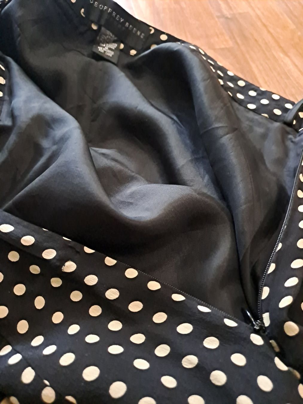 Gonne: Seidenrock Gr.XL – Usato da Emdthal venduto da kasira 3