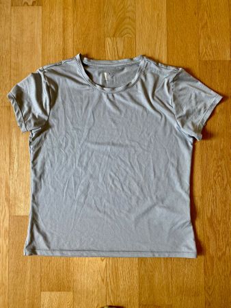 Atmungsaktives Sport T-Shirt