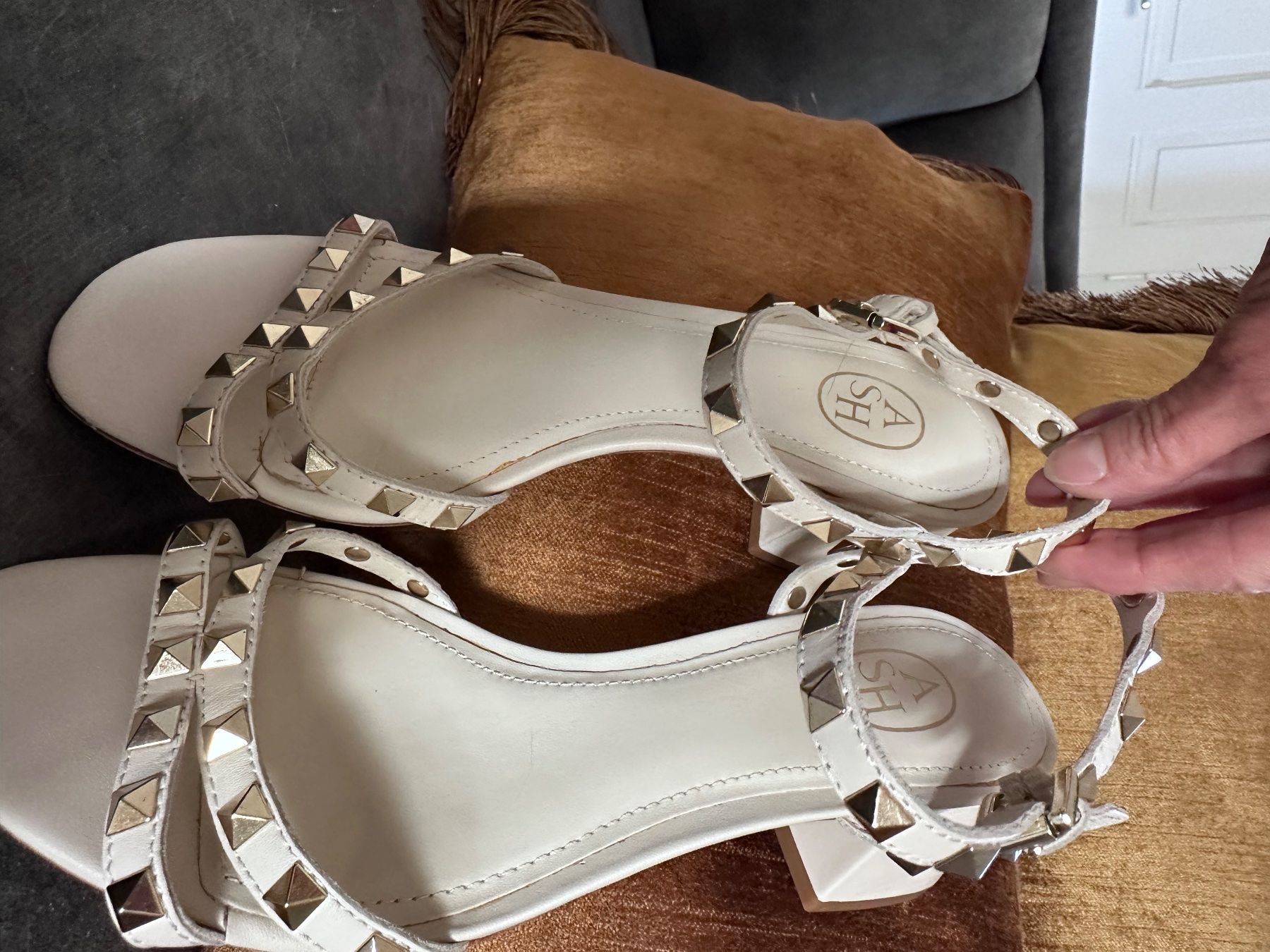 Scarpe da donna: Elegante Sandalen Grösse 37 – Usato da Bern venduto da Yersinia03 3