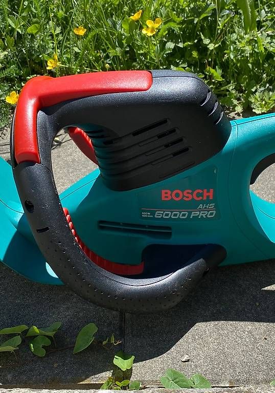 Bosch Tutti gli attrezzi: BOSCH AHS 6000 PRO Heckenschere – Usato da Urdorf venduto da Resumasa 1