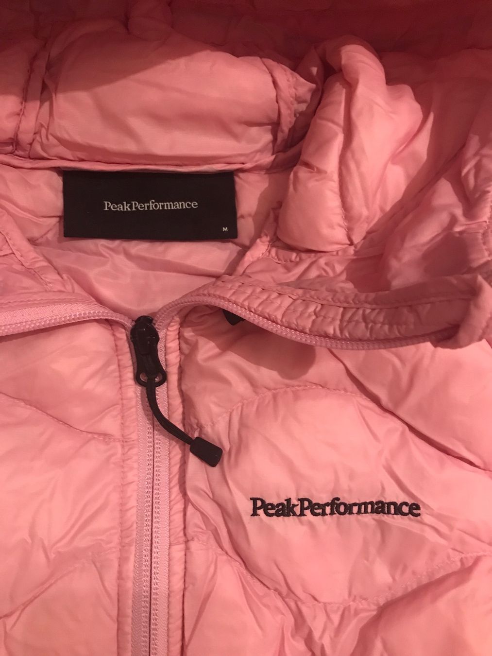 Peak Performance Jacken: Jacke Peak Performance Helium Daunen Gr. M – Gebraucht aus Affoltern am Albis von var_658p 1