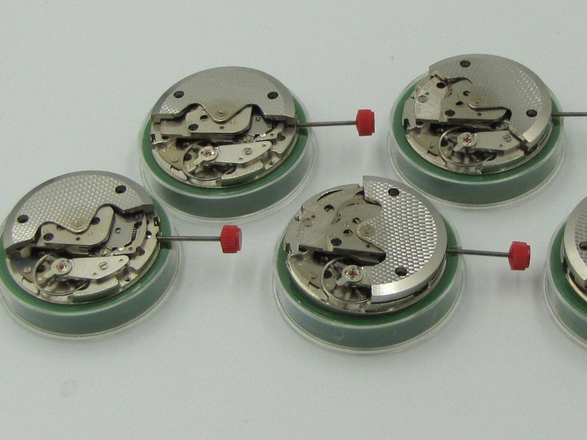 Uhren: AS 5203, 4 Automatic Uhrwerke mit Datum bei 3. NOS SM – Neu (gemäss Beschreibung) aus Pieterlen von Flipper0 1