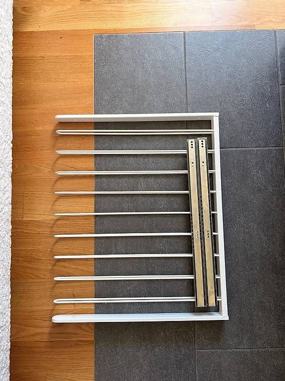 Ikea Schränke: Ikea Pax Hosenaufhänger – Gebraucht aus Dübendorf von Cosmea16