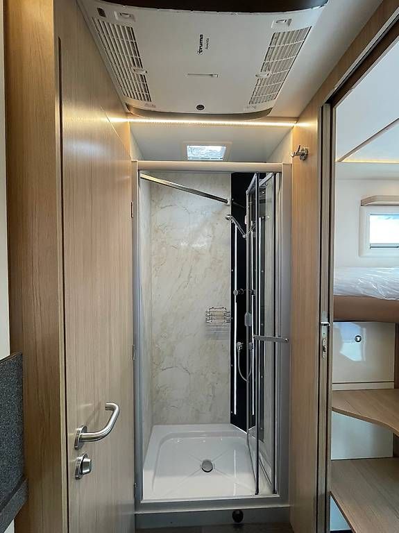 Camping Fahrzeuge: Phoenix MaXi-Alkoven Iveco Daily 7900 QRSL – Gebraucht aus Langenthal von Reisemobil01 8