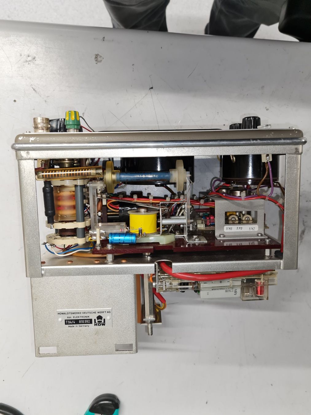 Misurare: High-Voltage Tester HV-TESTER T94/4 – Usato da Horw venduto da Arta20000 4