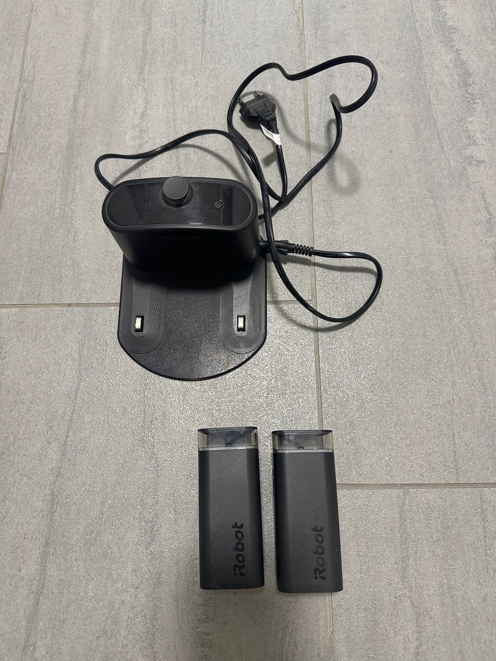 Irobot Staubsauger & Zubehör: Saugroboter iRobot Roomba (Serie 900) – Gebraucht aus Remetschwil von reb_58p9 2