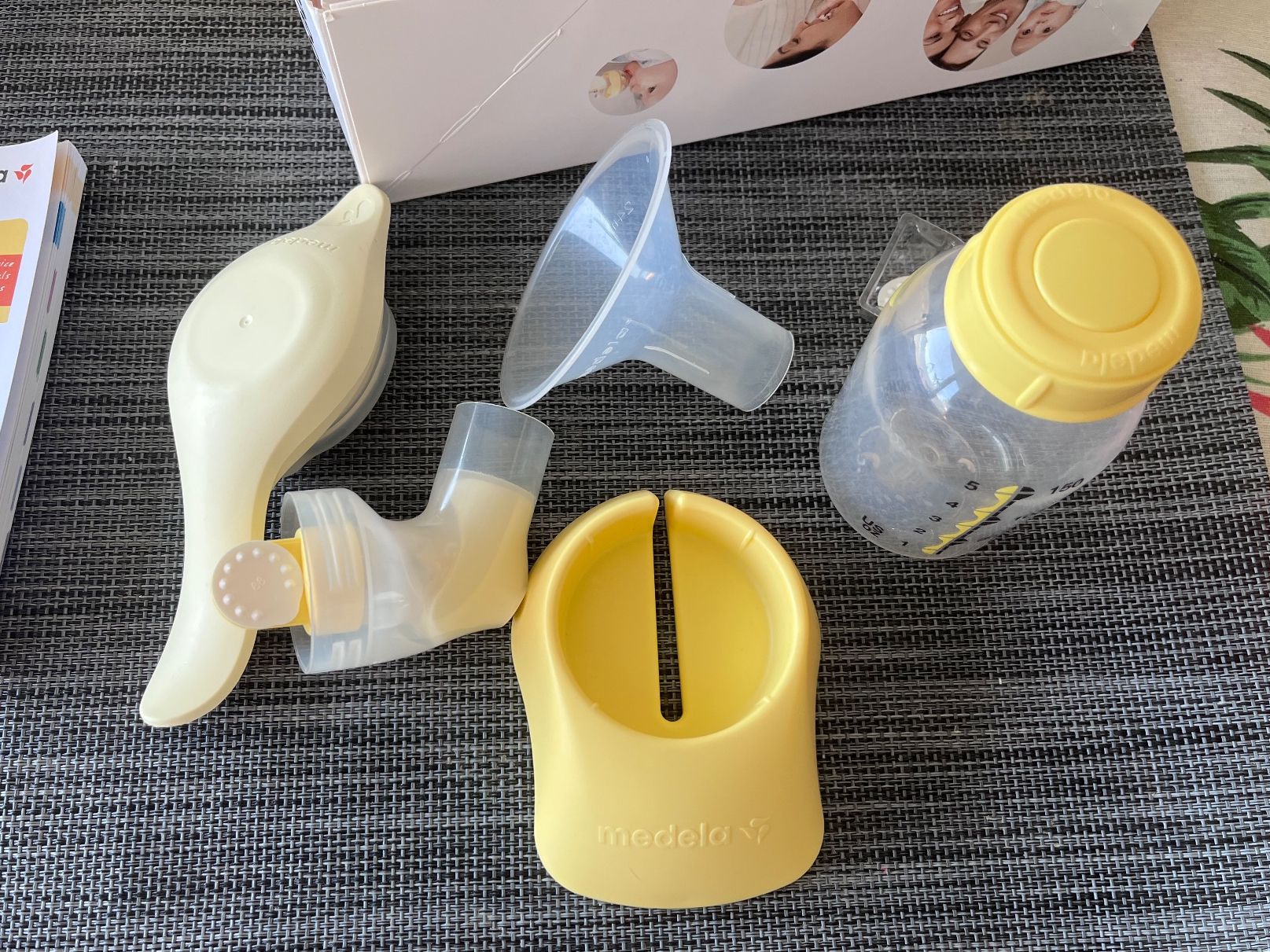 Medela Accessoires pour allaitement: Medela Hand pumpe – D'occasion à Volketswil par Cepeda 2