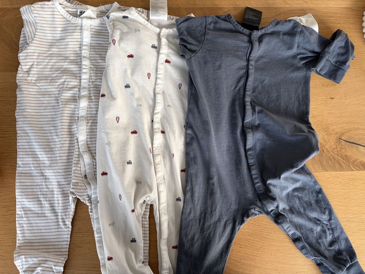 H&M Kleiderpakete & -sets: Kleiderpaket Herbst/Winter Grösse 74 – Gebraucht aus Bütschwil von Fdu_9606 4