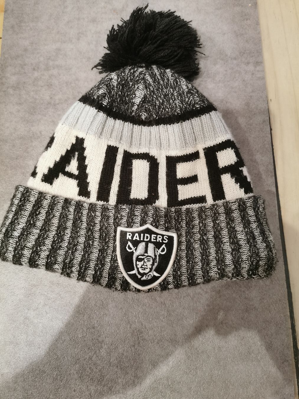 NFL Copricapi, berretti & cappellini: Bonnet raiders nfl – Usato da Magnedens venduto da Ga3l