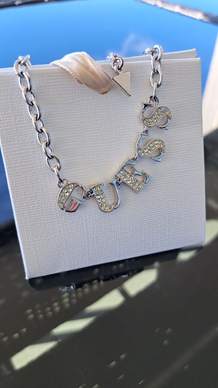 Guess Catenine: Collana Guess – Usato da Gordola venduto da omb_9h68 1