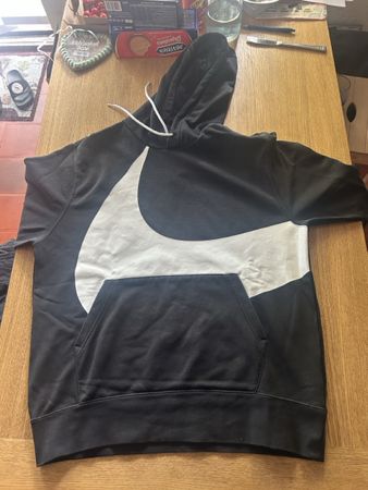Sweat à capuche Nike noir avec grand logo taille L état neuf