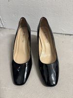 Shoe, S. 38, JB Martin black patent leather block heel