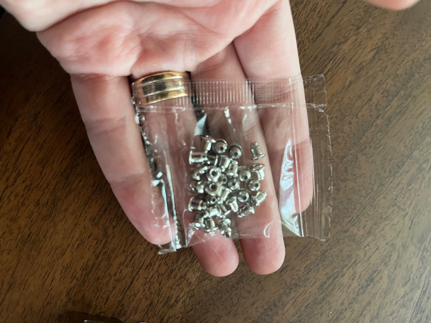 Orecchini pendenti & Orecchini a lobo: Blumen Ohrstecker Set, 12 Paar – Nuovo e nell'imballaggio originale da Gams venduto da Mariawicca 3