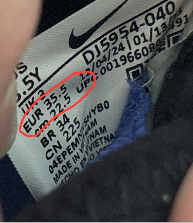 Nike Chaussures garçon: Nike Sportschuhe – D'occasion à Salenstein par sehrgut 3