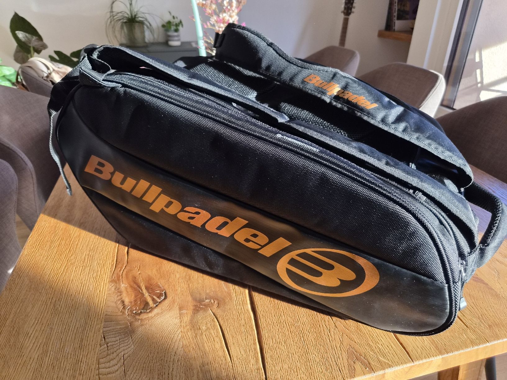 Borse: Sac de padel Bullpadel vertex noir – Usato da Chêne-Bourg venduto da tyraelx