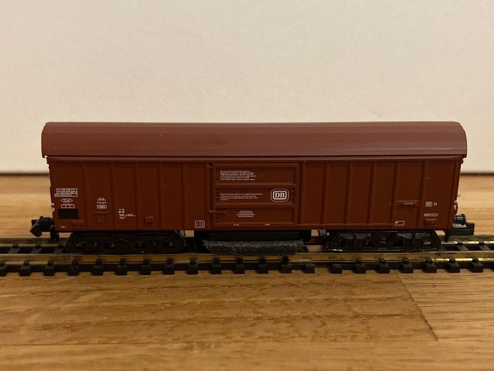 Wagon Couvert Minitrix 15500 échelle N 1:160 - Nettoyeur De Voies - Occasion - Allemagne