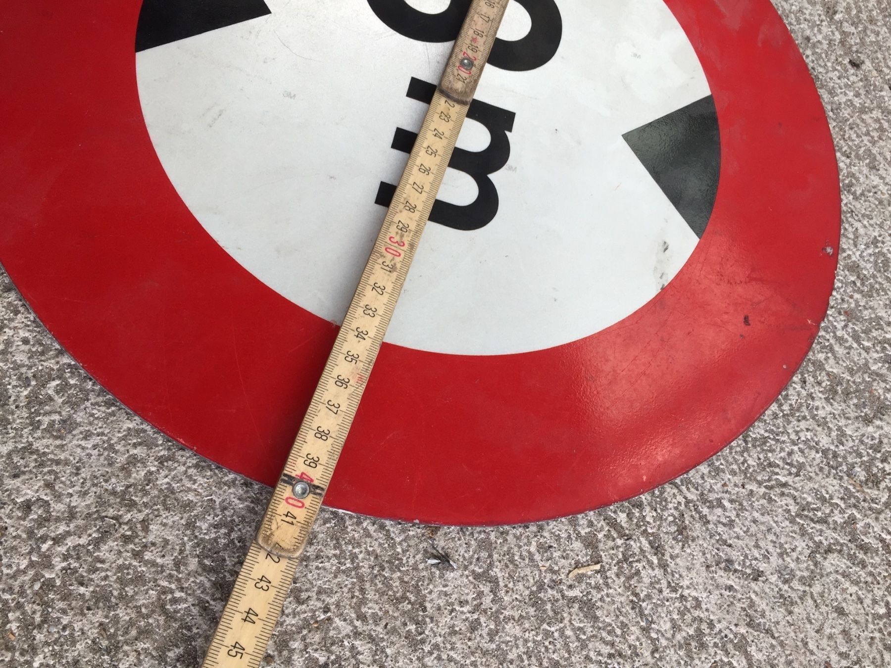 Insegne: Schild 3 Meter – Usato da Spiez venduto da hinbieger 1