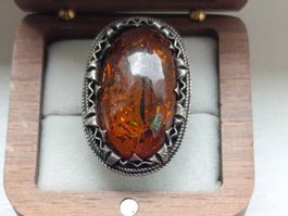 Magnifique bague vintage artisanale & grande pierre d'ambre!
