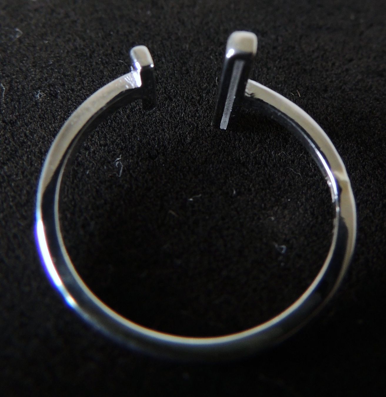 Anelli: Silber 925 Fingerring mit Zirkonias – Nuovo e nell'imballaggio originale da Waldenburg venduto da schaller707 1